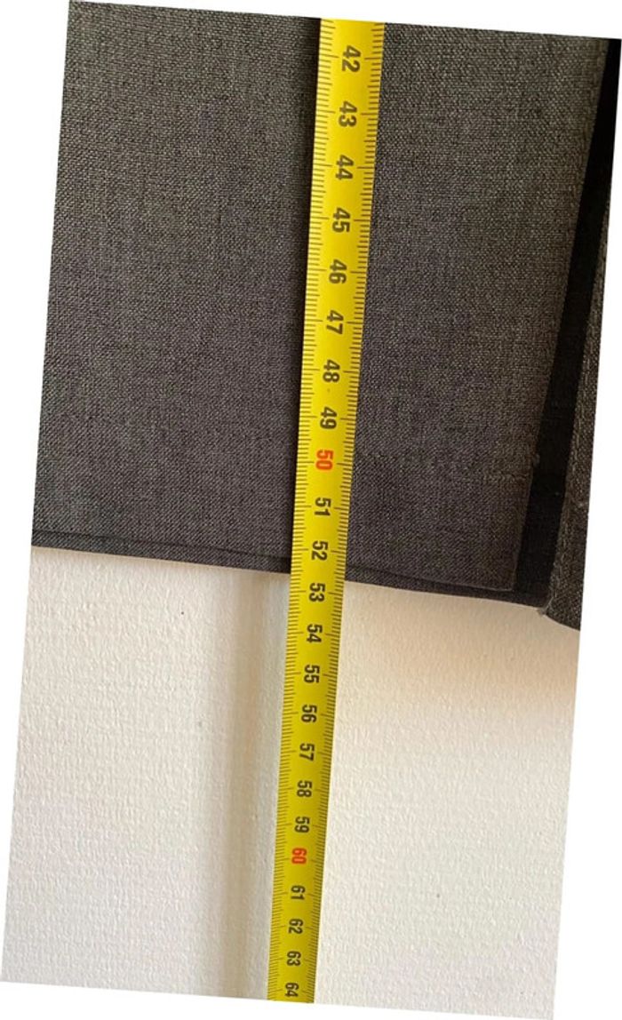 Jupe droite courte grise fendue taille 48 - photo numéro 3