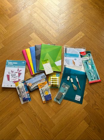 Lots fournitures scolaires