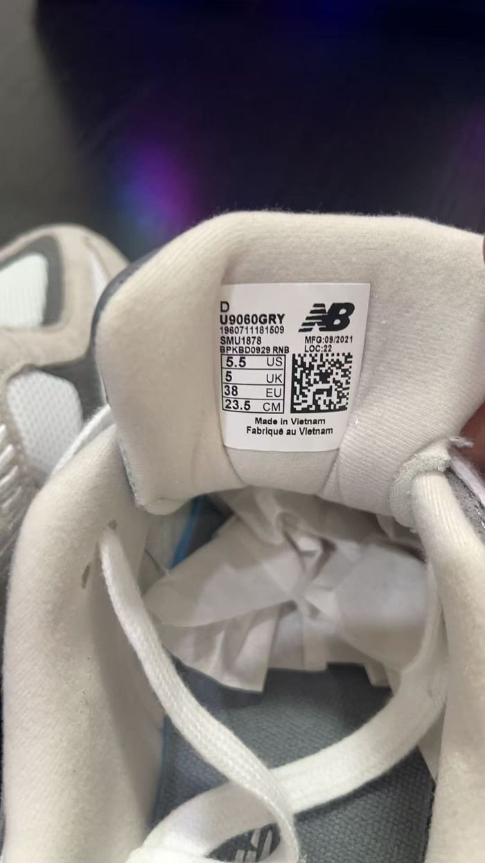 New Balance 9060 gris 38 - photo numéro 7