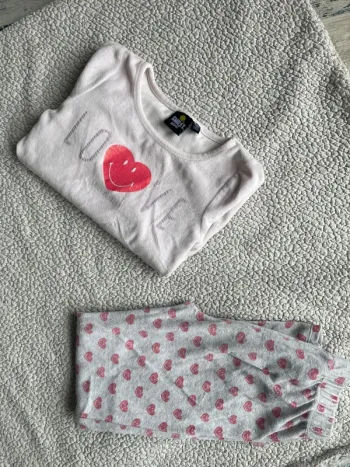 Pyjama 2 pièces velours fille 10 ans