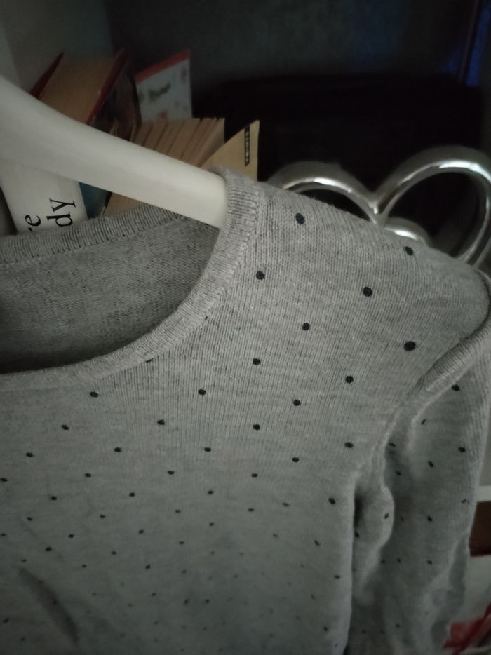 Pull gris 100% coton en très bon état 👌🏻 - photo numéro 3