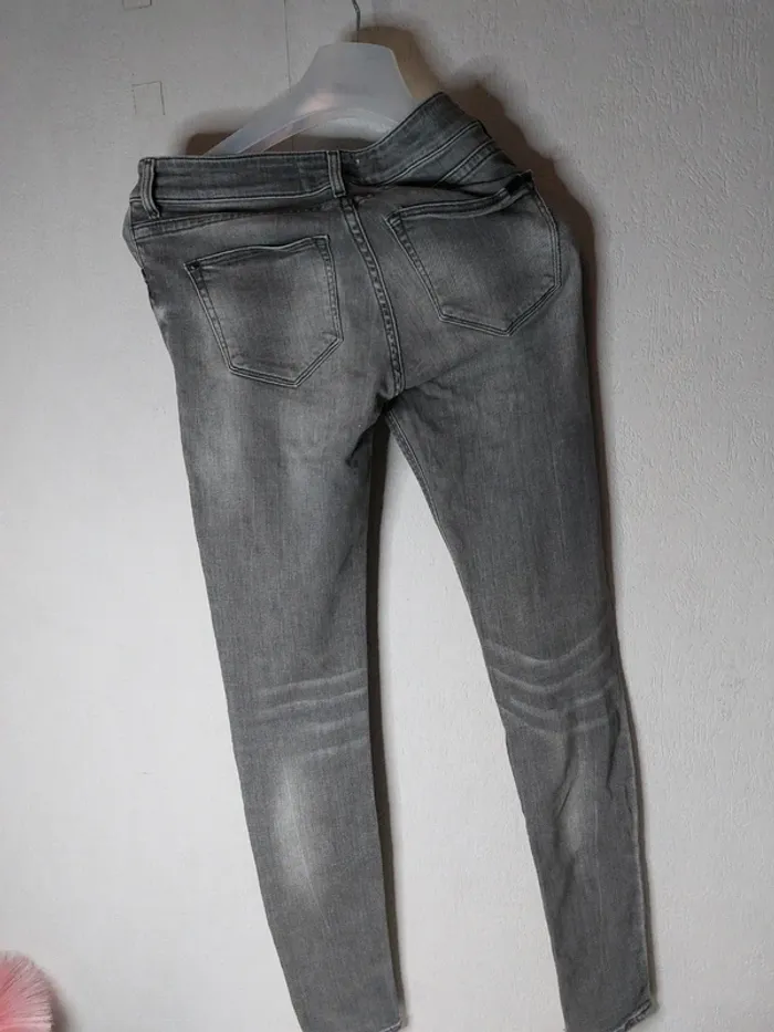 Jeans gris Mango - photo numéro 2