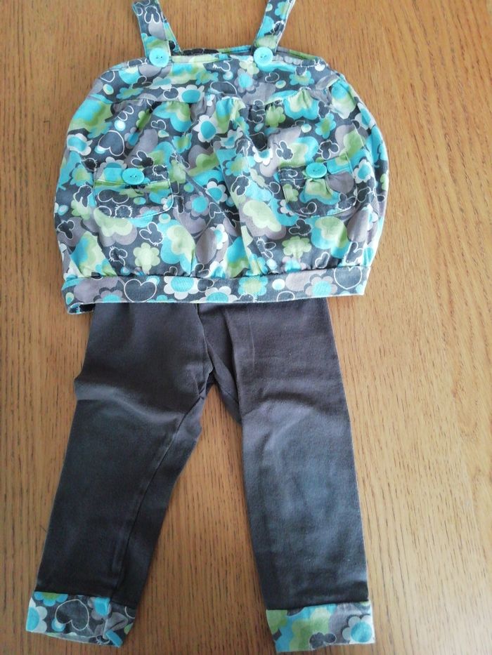 Ensemble leggings et débardeur