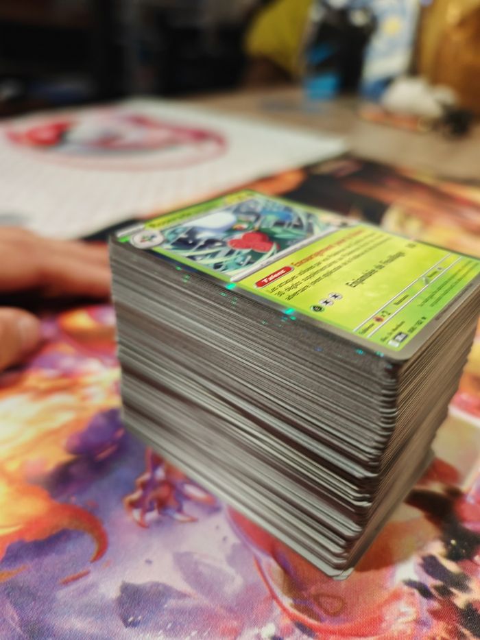 Gros lot de la team rocket: 229 ev10 Rivalités Destinées