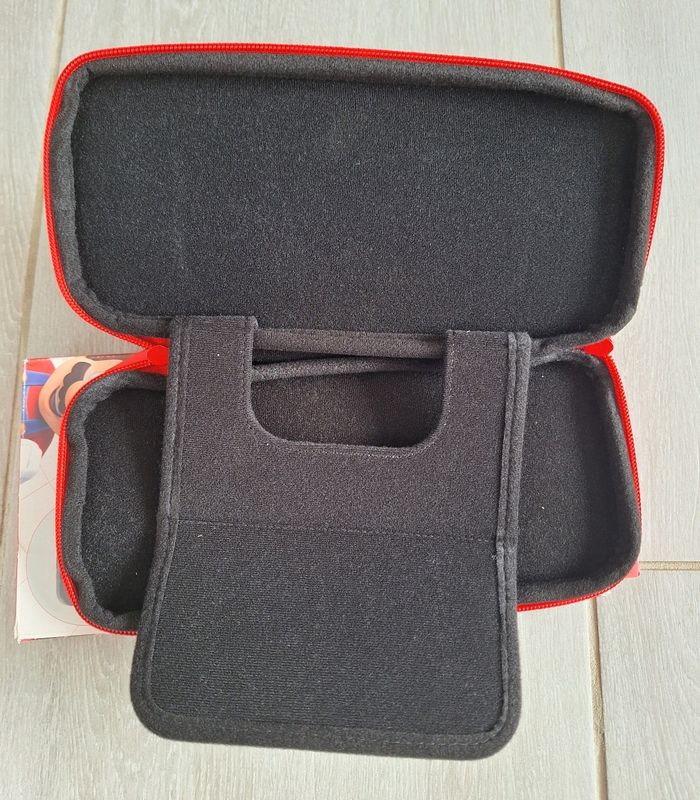 Pochette Nintendo switch Super Mario odyssey - photo numéro 3