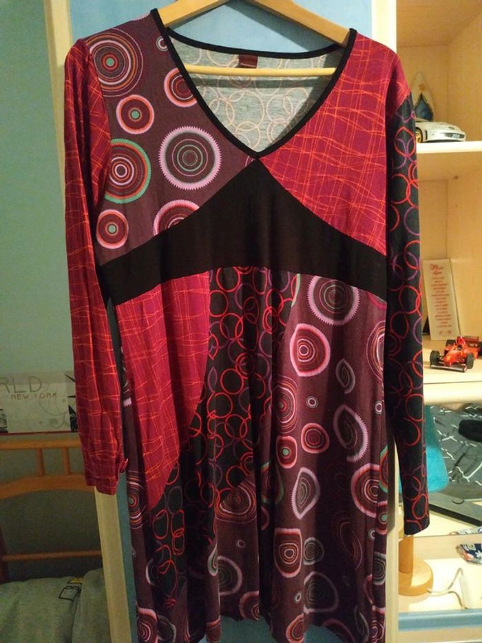 Robe taille 42/44 - photo numéro 2