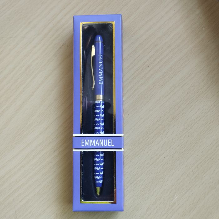 Pin's pour collectionneur Mc Donald's année 2020 Neuf dans l'emballage d'origine. - photo numéro 4