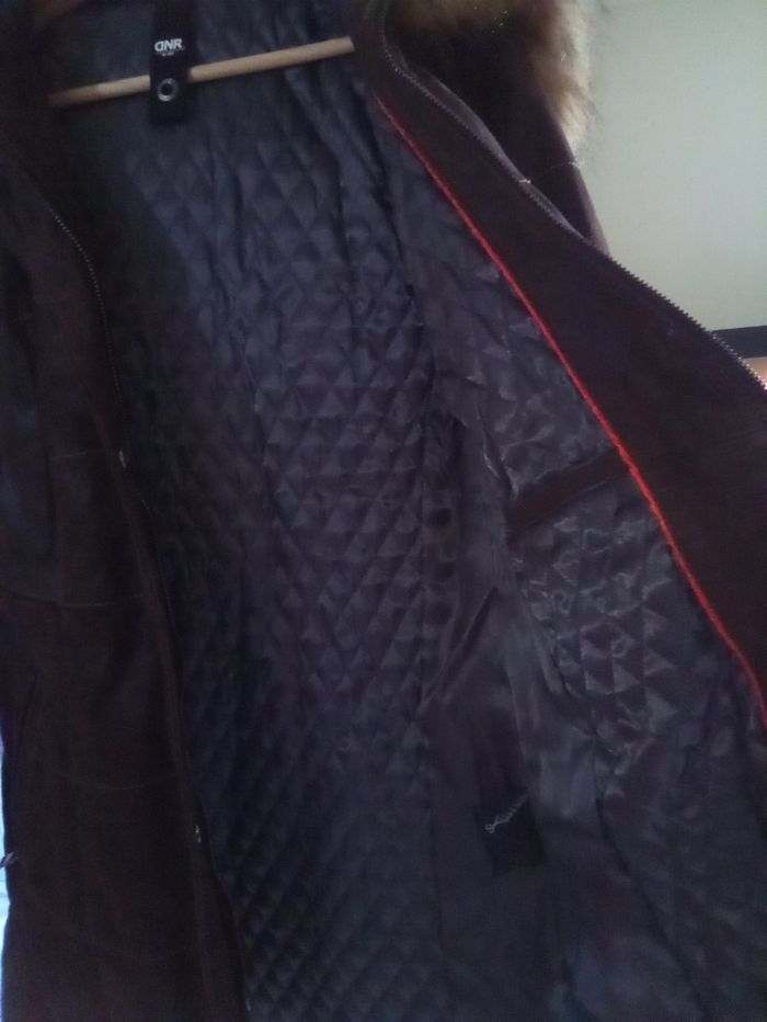 Très beau manteau en cuir - photo numéro 3