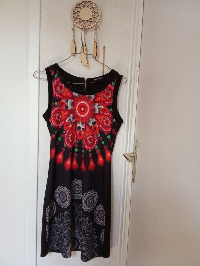 Robe mi saison été taille S/M motif fleur, rouge, noire