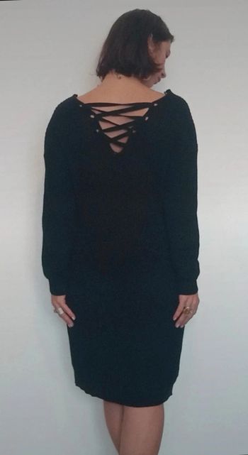 Robe pull noir décolletée et dos lacé 38/40