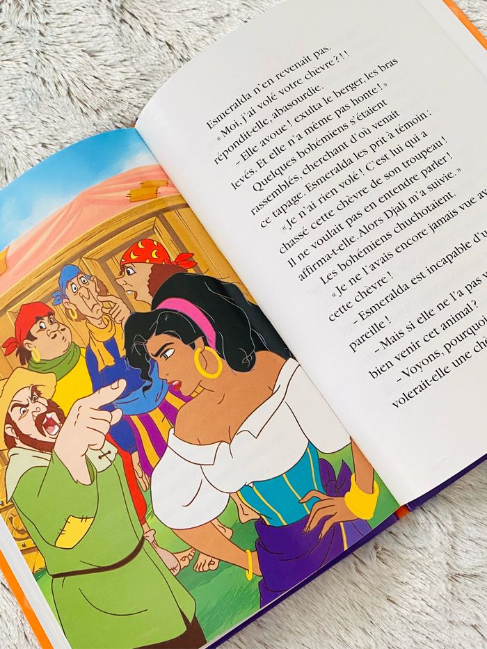 Coffret 6 livres Le Bossu de Notre Dame Disney - photo numéro 6