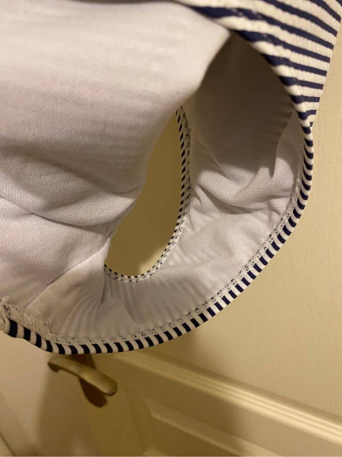 Maillot de bain à rayures - photo numéro 6