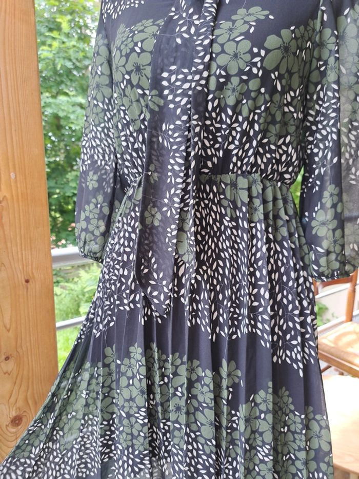 Belle robe plissée 🌸