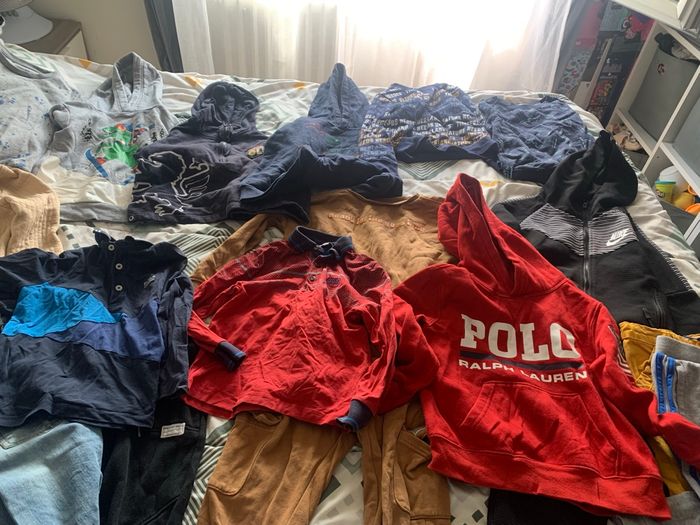 Lot vêtements garçon 5/6 ans - photo numéro 8