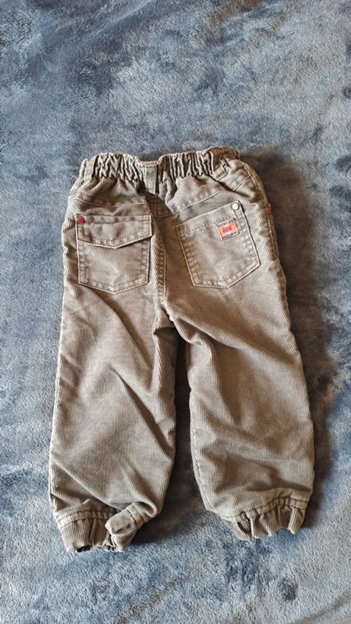 💚Pantalon bébé en velours côtelé gris – Taille 18 mois - photo numéro 3