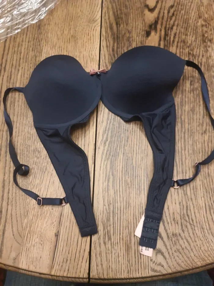 Soutien gorge bleu  Hunkemöller 95B eu 80B - photo numéro 12