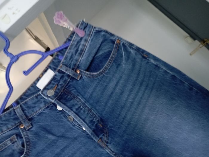 Jean H&M taille 38 .. pas de défaut - photo numéro 4