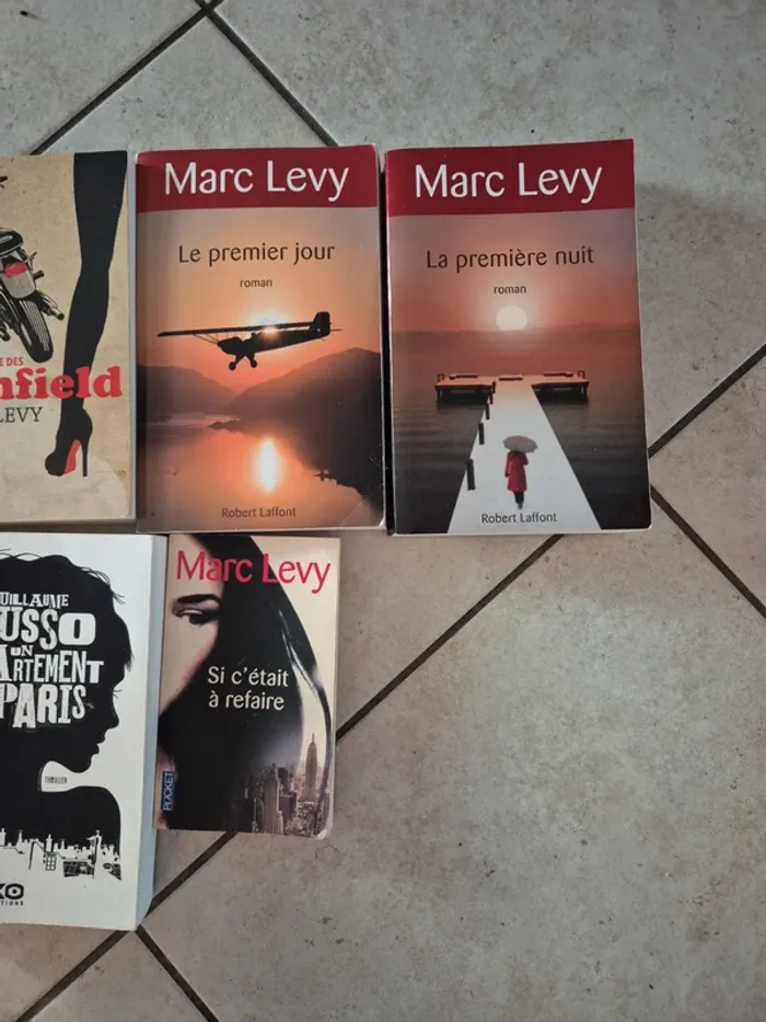lot de 5 livres de Marc levy et Guillaume Musso - photo numéro 2