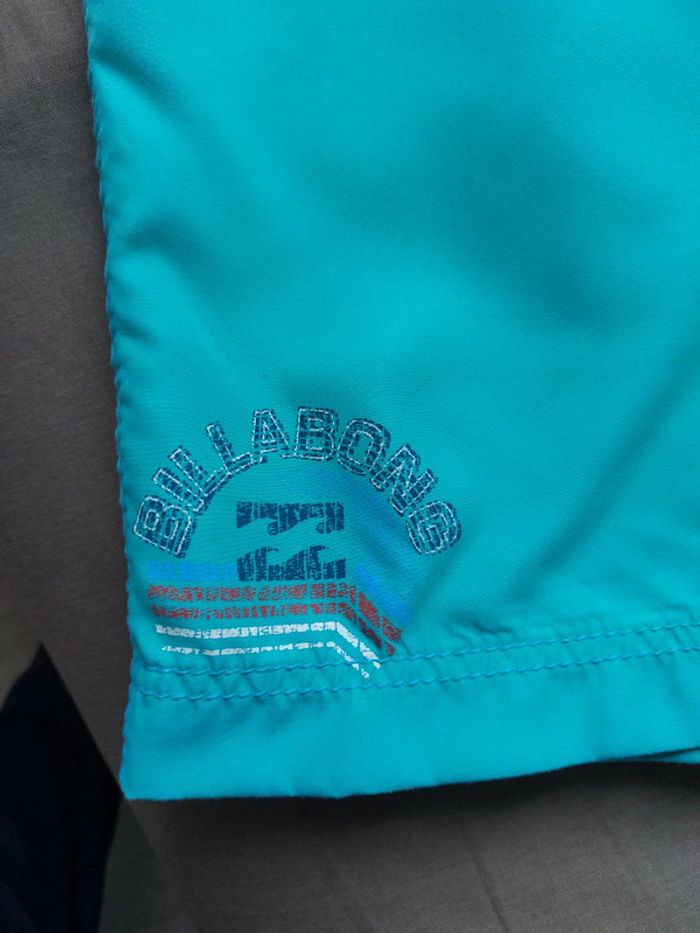 Short de bain Billabong
taille 14 ans - photo numéro 4