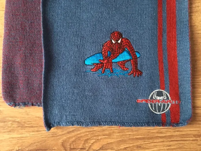 Écharpe enfant Spiderman - photo numéro 2