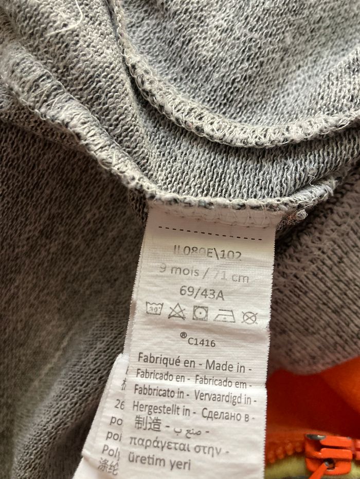 gilet zippé avec capuche taille 9 mois - photo numéro 5