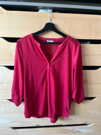 Blouse rouge