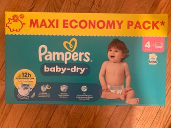 Couches Pampers T4
