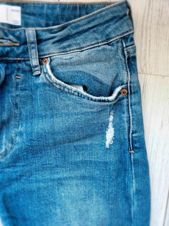 Jean Bershka Homme 36 – slim destroy bleu brut – style déchiré tendance – coupe ajustée - photo numéro 6