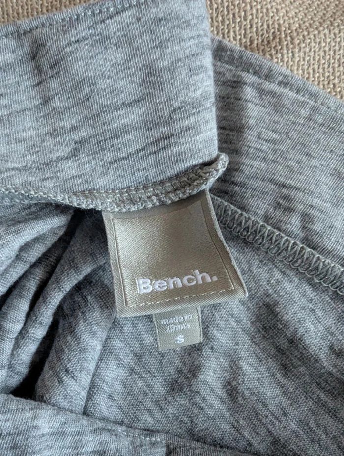 Jupe Bench neuve - photo numéro 4