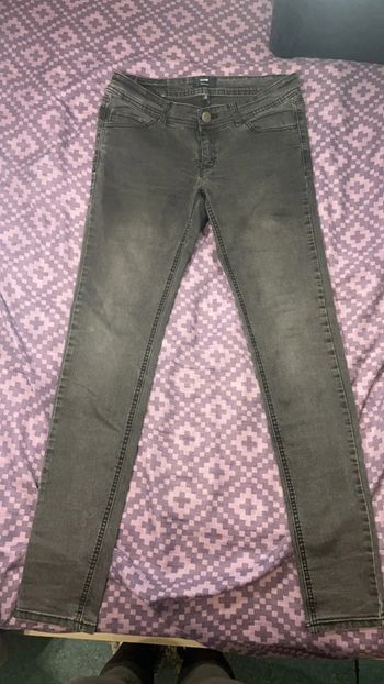 Jean skinny noir/ gris délavé NEUF Kiabi