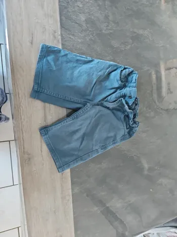 Short jean bleu 7 ans