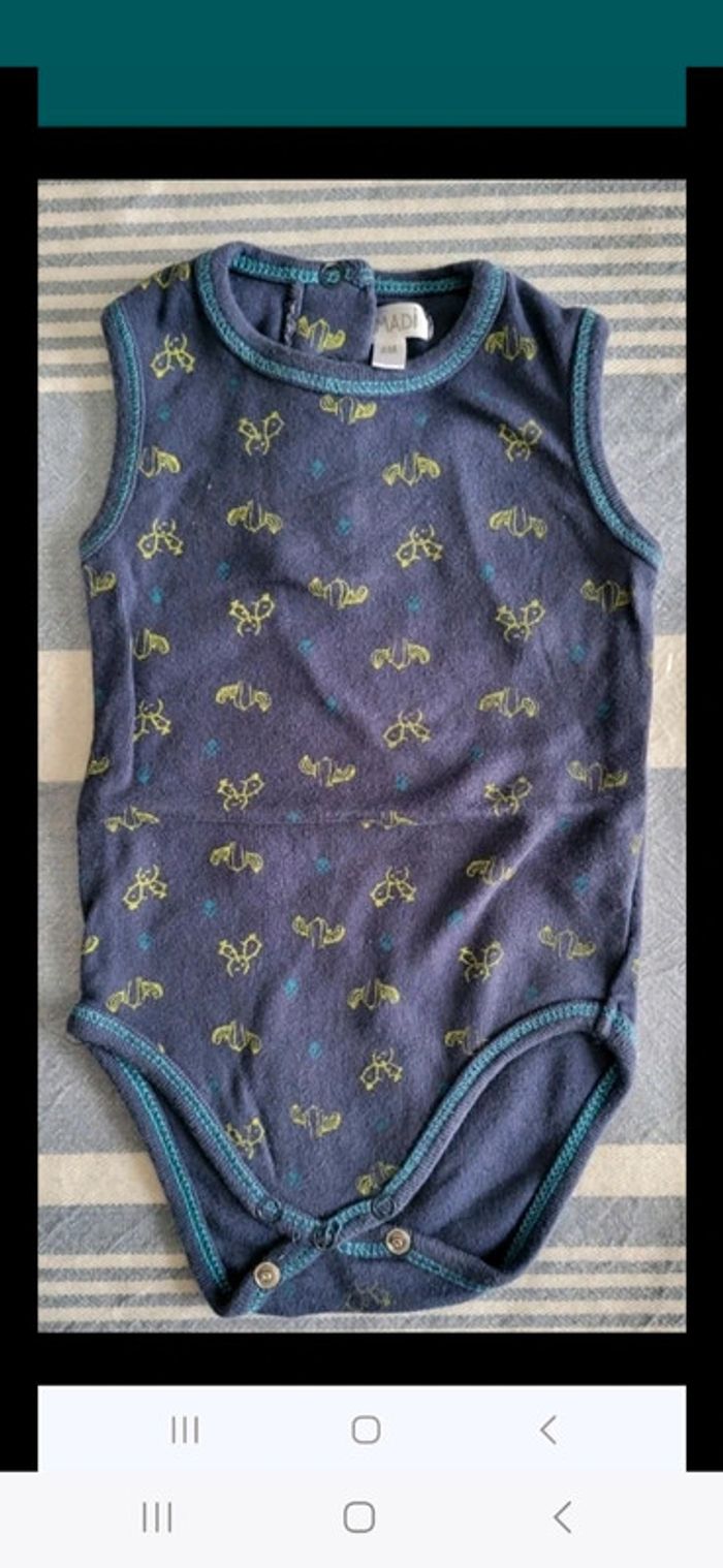 Lot de 3 bodys 6 mois - photo numéro 3