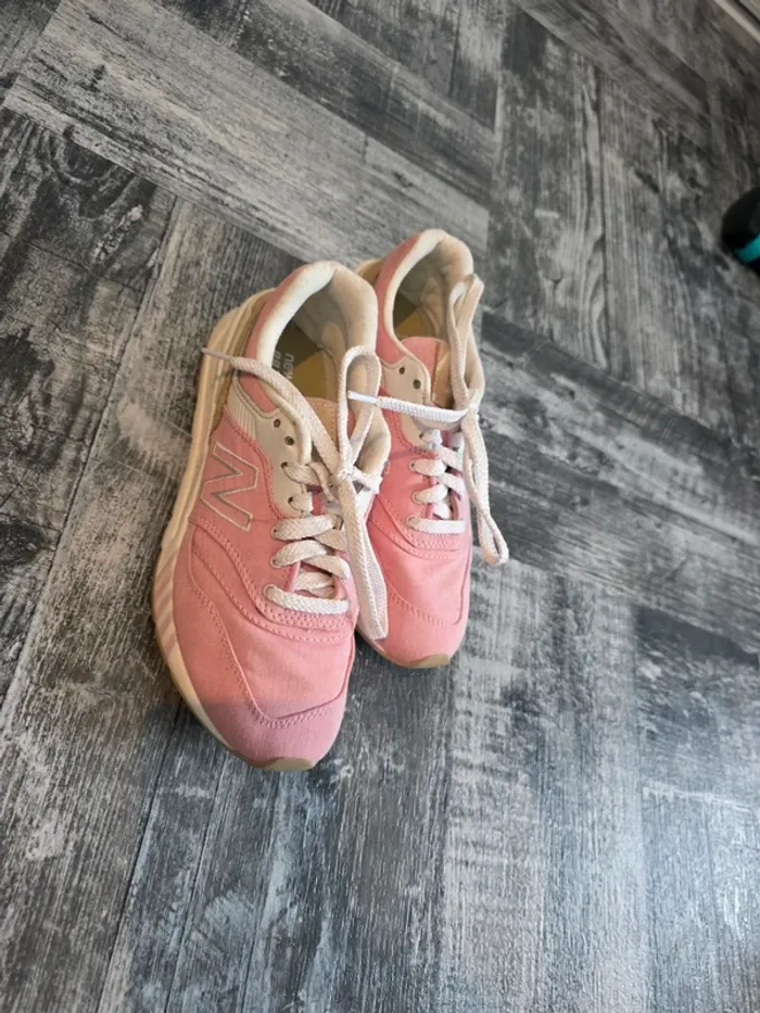 Basket rose femme New balance