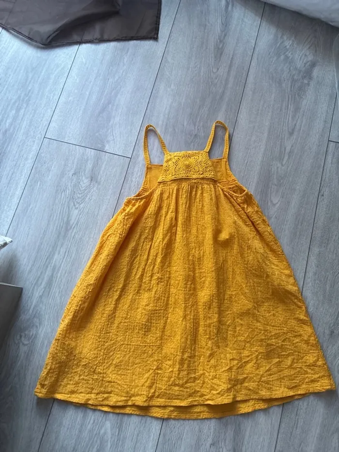Robe moutarde - photo numéro 4