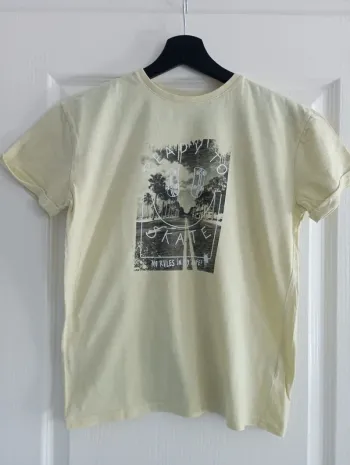T-Shirt Kiabi jaune 12 ans