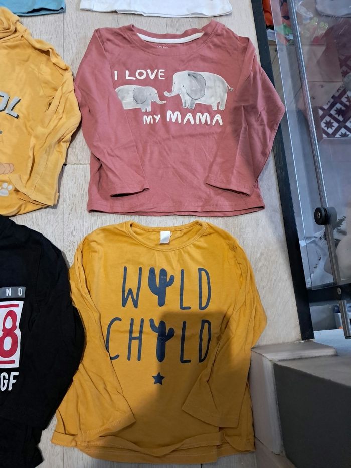 Lot de t-shirts manches longues 24mois 2ans neufs - photo numéro 3