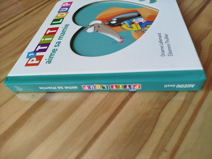 P'tit loup aime sa mamie - photo numéro 2