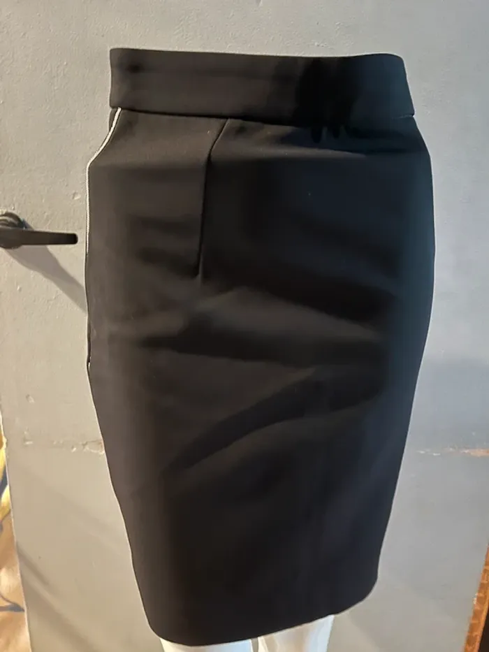 Jupe noir droite H&M en 34