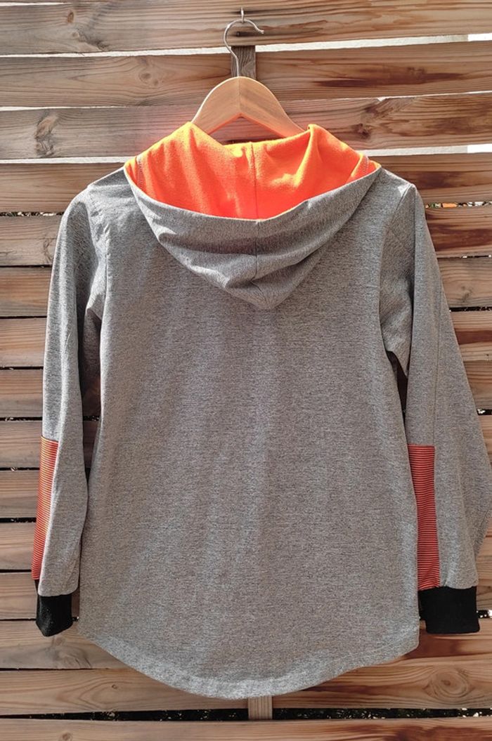 Hoodie zippé, gilet, sweatshirt pour enfant - photo numéro 4