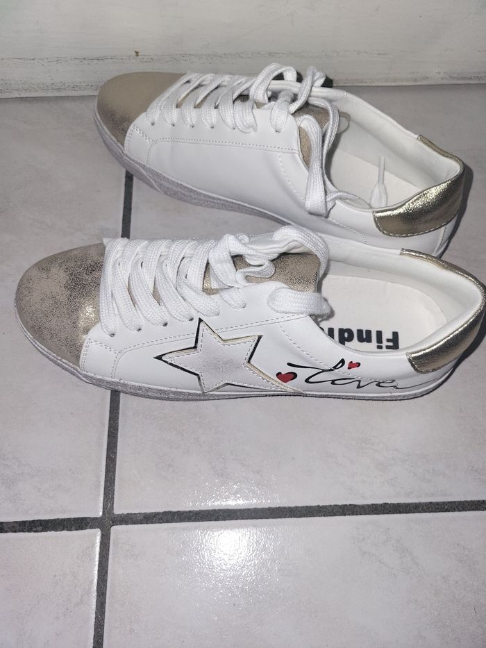 Baskets love 38 - photo numéro 3