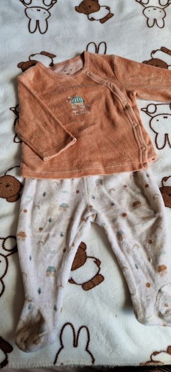 Lot pyjamas