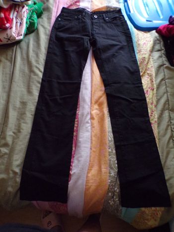 Jean slim noir T38