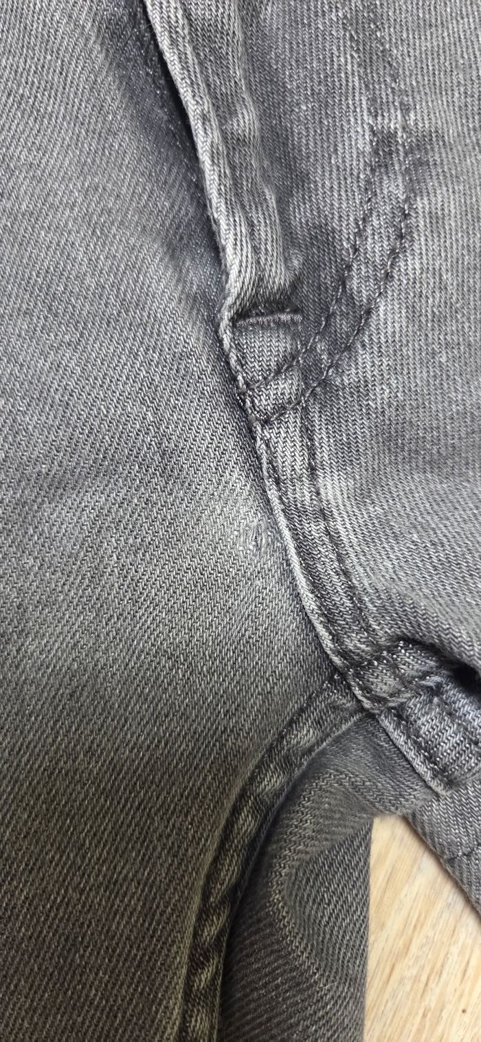 Jeans Lacoste Homme taille W33 L34 gris très bon état - photo numéro 6