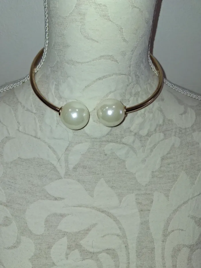Collier choc boules blanche perles et dorée vintage