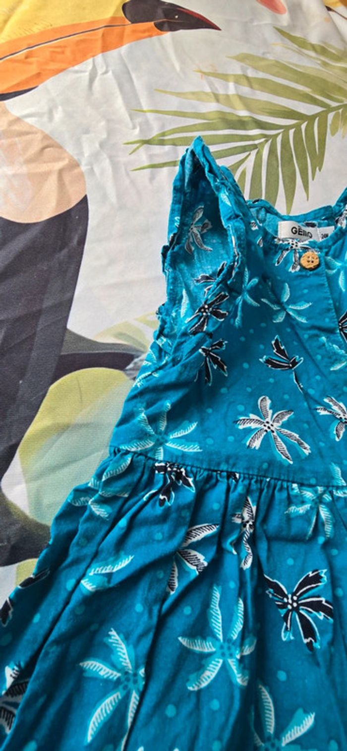 Adorable Robe Bébé Bleue avec Motifs palmiers ! - photo numéro 3