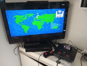 Console Sega Mega Drive 2 + 2 manettes + câbles Très bon état