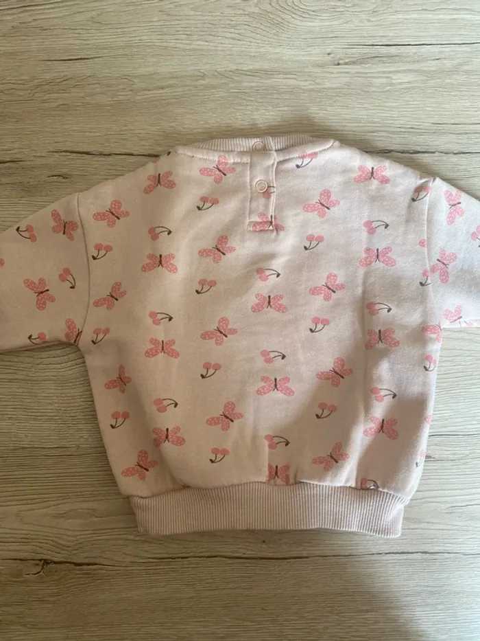 Lot de 2 pulls molletonné hiver fille imprimé fleurs/papillon 3mois Gémo - photo numéro 4
