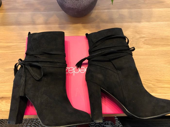 Bottines noires - photo numéro 2