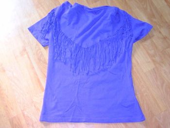 Tee shirt violet frangé dégriffé taille M TBE