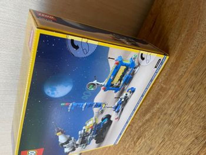 Lego La micro base de lancement de fusée (40712) - photo numéro 4